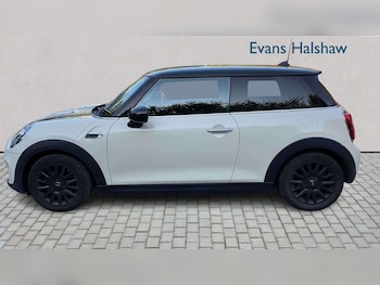 Used MINI Hatch 2018 for sale - 79227589: Photo