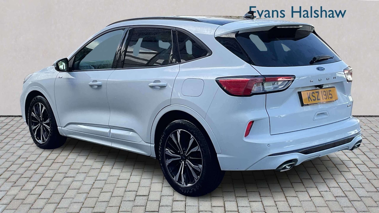 Used Ford Kuga 2023 for sale - 78060297: Photo 2