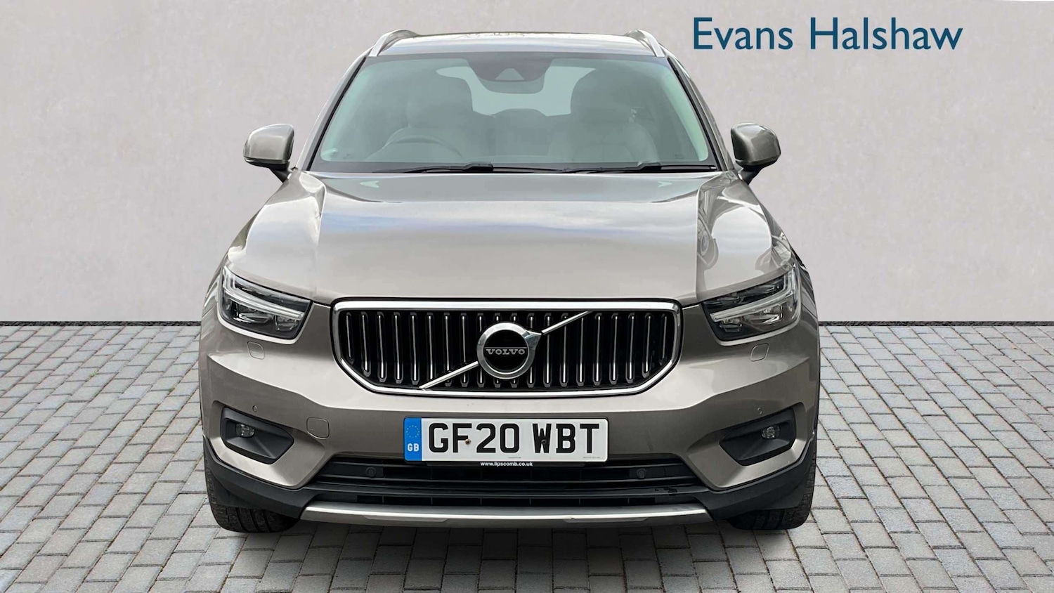 Used Volvo XC40 for sale - 78104472: Photo 4