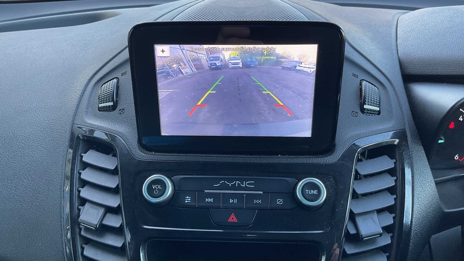 Used Ford Transit Connect 2018 for sale - 76624536: Photo 9