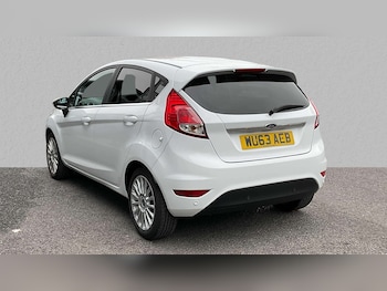 Used Ford Fiesta 2013 for sale - 76125850: Photo 2
