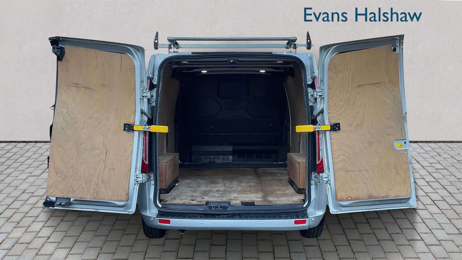 Used Ford Transit Custom 2021 for sale - 77294182: Photo 11