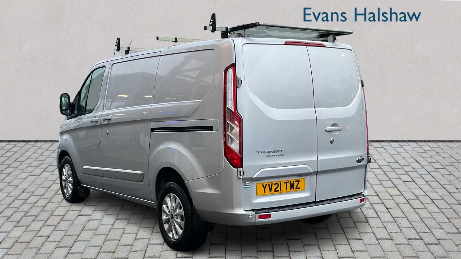 Used Ford Transit Custom 2021 for sale - 77294182: Photo 2