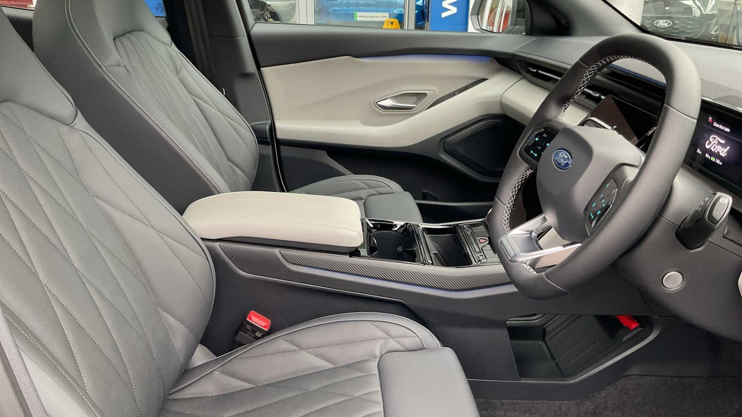 Used Ford Explorer 2025 for sale - 77219753: Photo 8