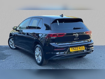 Used Volkswagen Golf 2022 for sale - 75993948: Photo