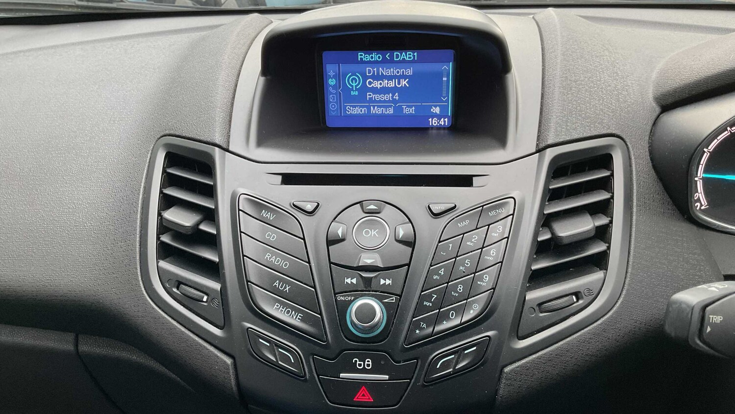 Used Ford Fiesta 2017 for sale - 77886074: Photo 8