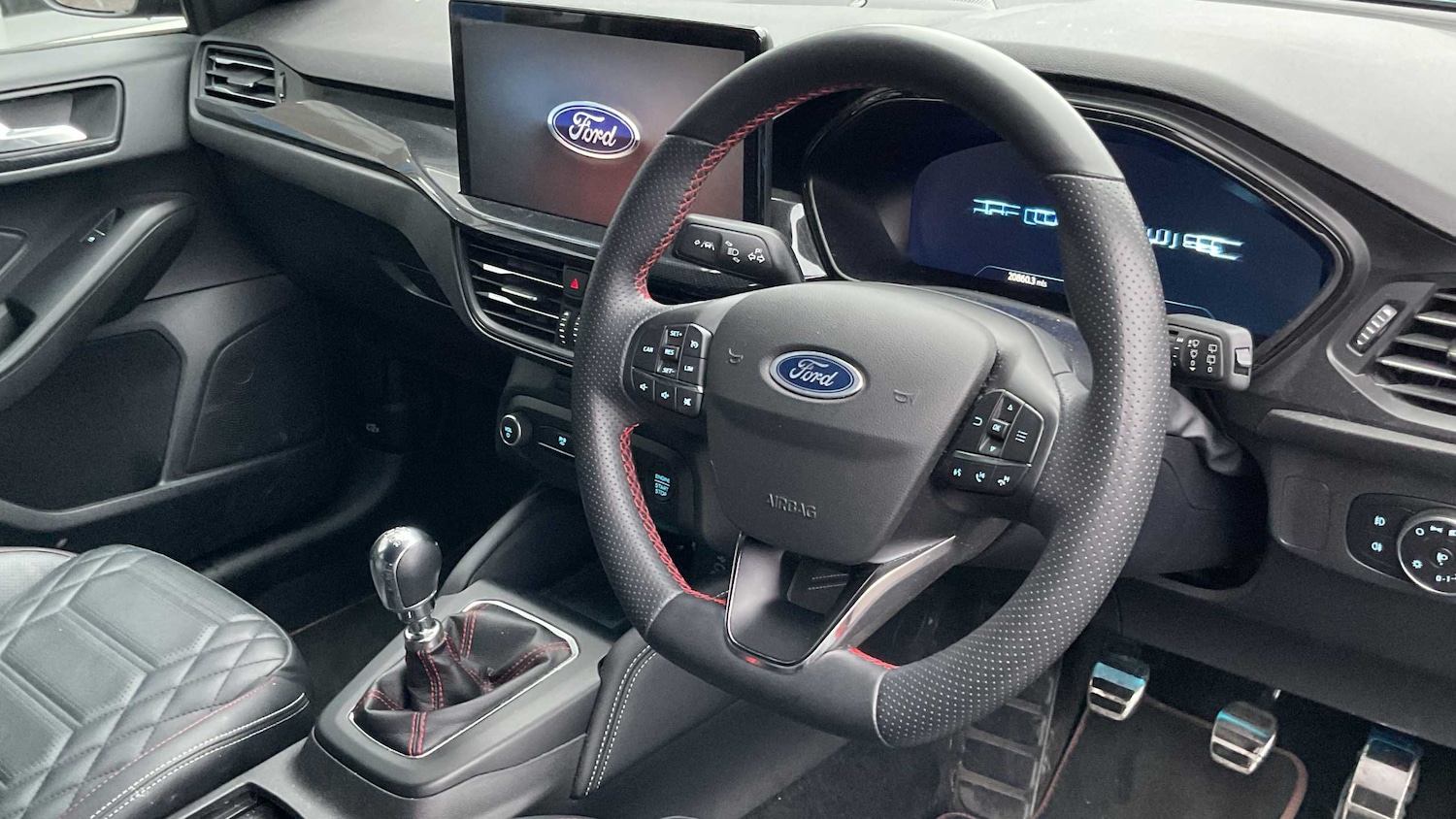 Used Ford Focus 2022 for sale - 76732330: Photo 7