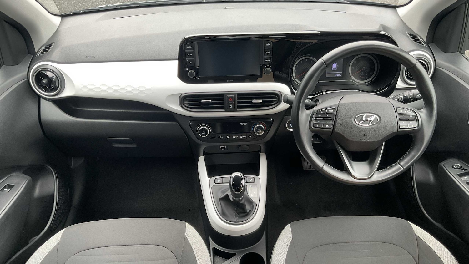 Used Hyundai i10 2022 for sale - 76230346: Photo 11