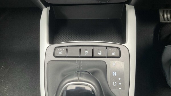 Used Hyundai i10 2022 for sale - 76230346: Photo 19
