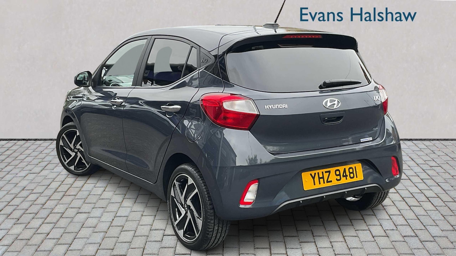 Used Hyundai i10 2022 for sale - 76230346: Photo 2