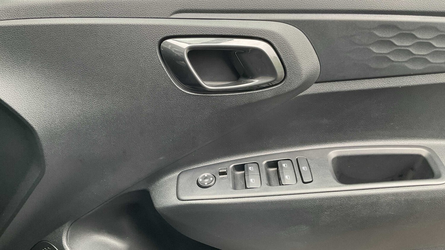 Used Hyundai i10 2022 for sale - 76230346: Photo 25