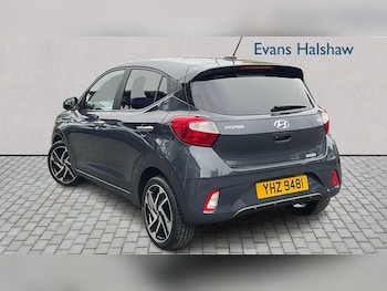 Used Hyundai i10 2022 for sale - 76230346: Photo 2