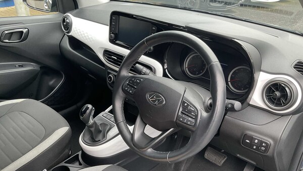 Used Hyundai i10 2022 for sale - 76230346: Photo 8