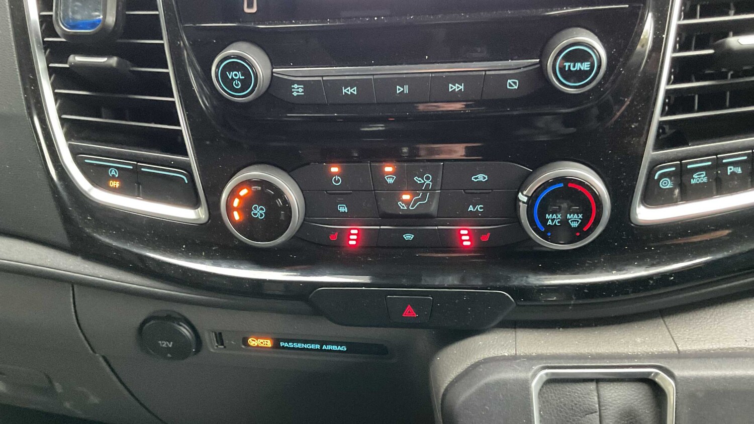 Used Ford Transit Custom for sale - 78104444: Photo 6