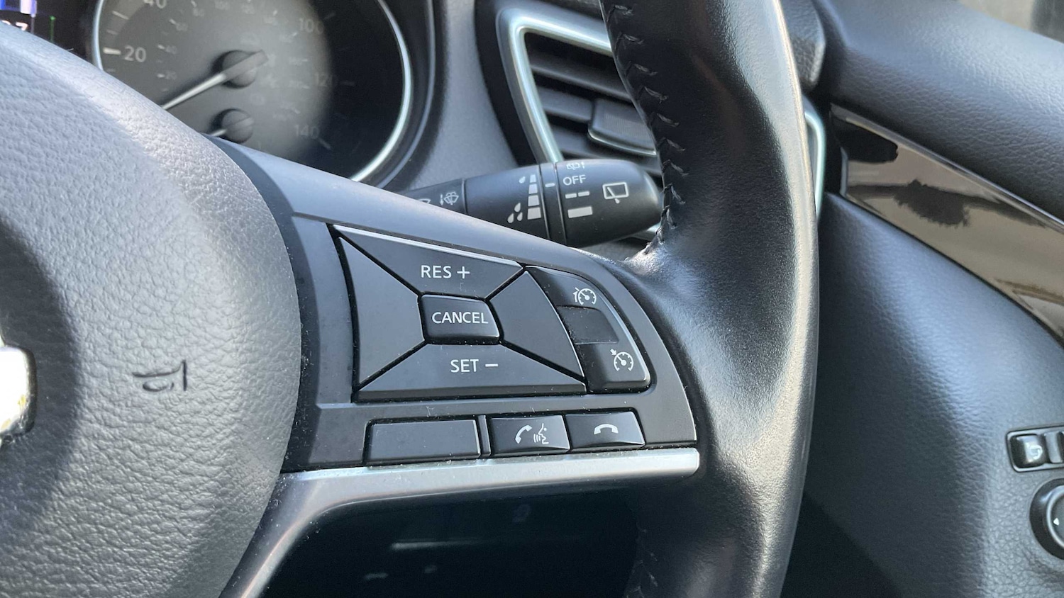 Used Nissan Qashqai 2018 for sale - 75733224: Photo 25