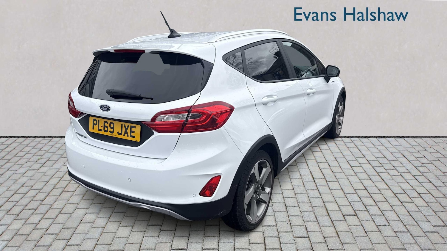 Used Ford Fiesta 2020 for sale - 76459837: Photo 2