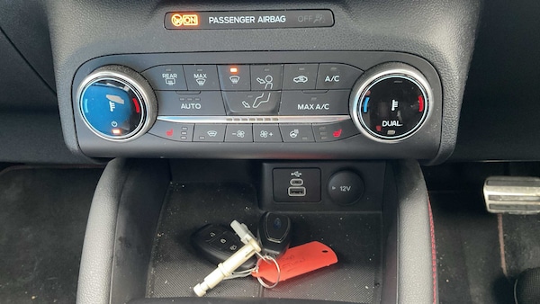 Used Ford Kuga 2023 for sale - 76230447: Photo 9