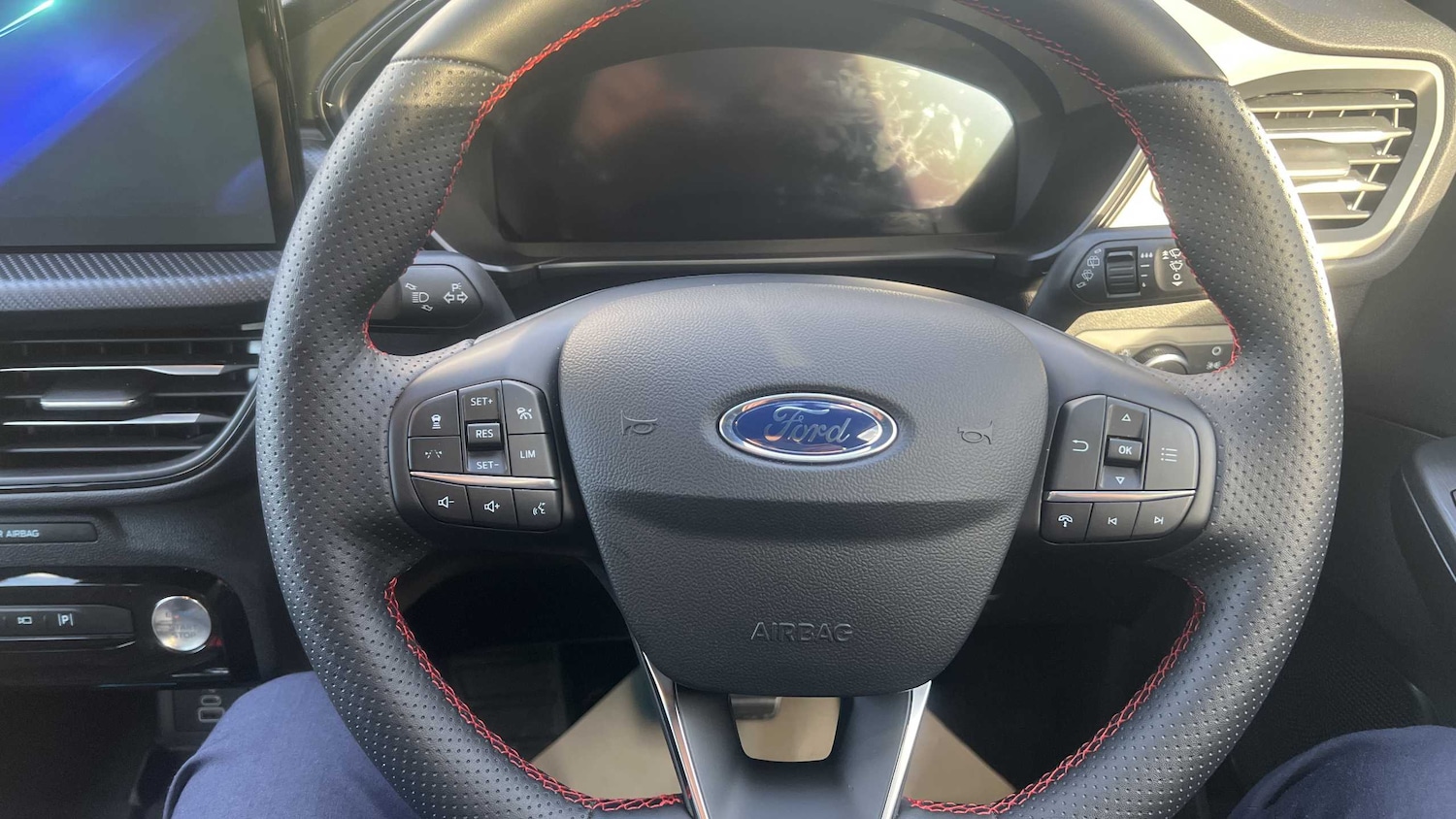 Used Ford Kuga 2025 for sale - 76435619: Photo 13