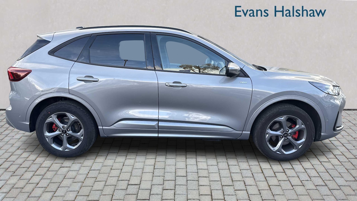 Used Ford Kuga 2025 for sale - 76435619: Photo 2