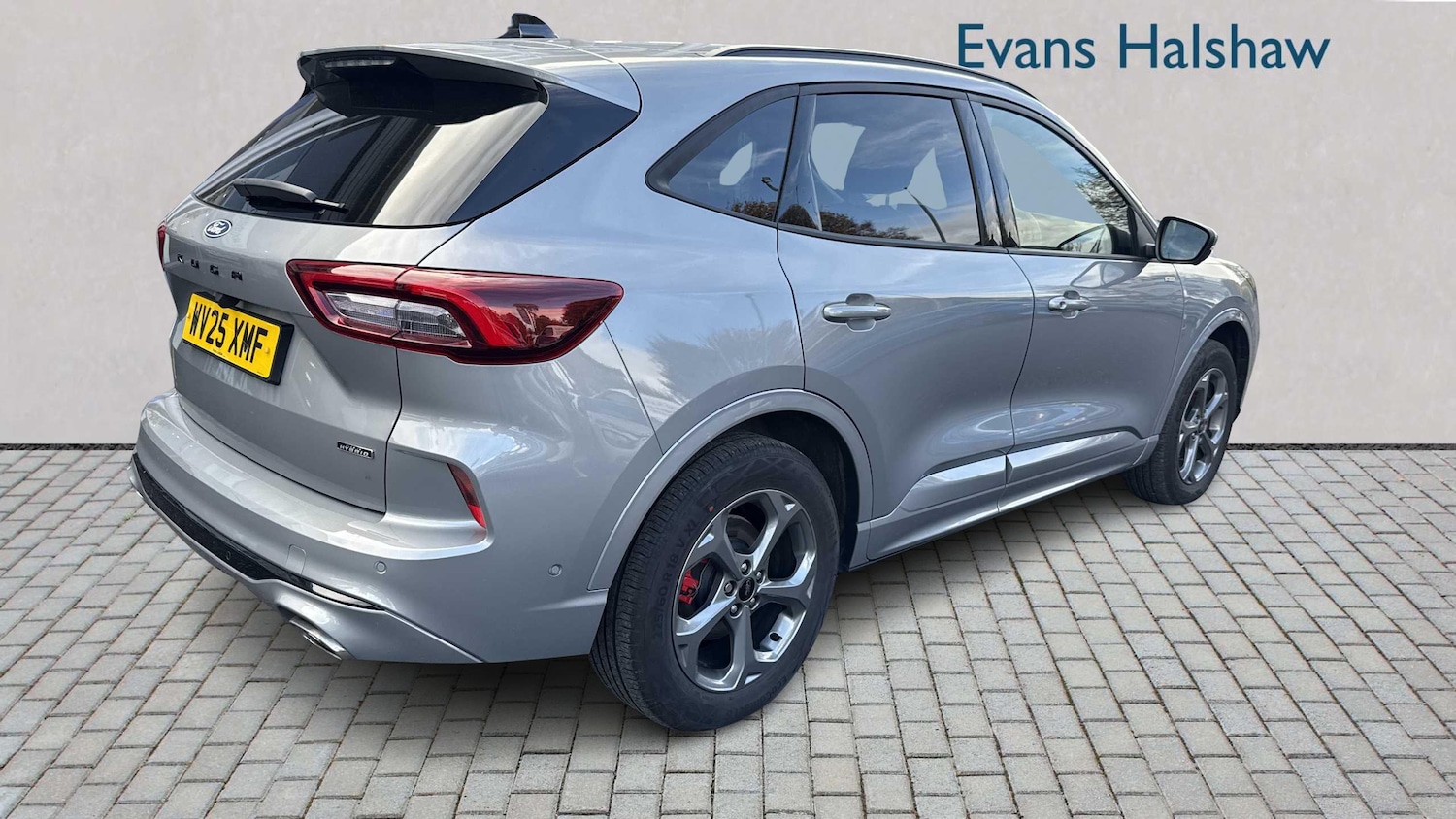 Used Ford Kuga 2025 for sale - 76435619: Photo 3