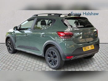 Used Dacia Sandero Stepway 2024 for sale - 79002417: Photo