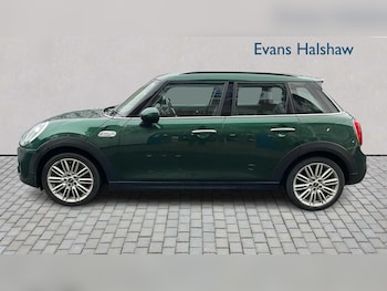 Used MINI Hatch 2018 for sale - 77000307: Photo