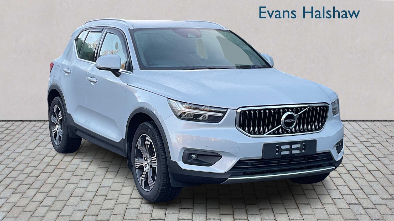 Used Volvo XC40 2020 for sale - 76587704: Photo 1