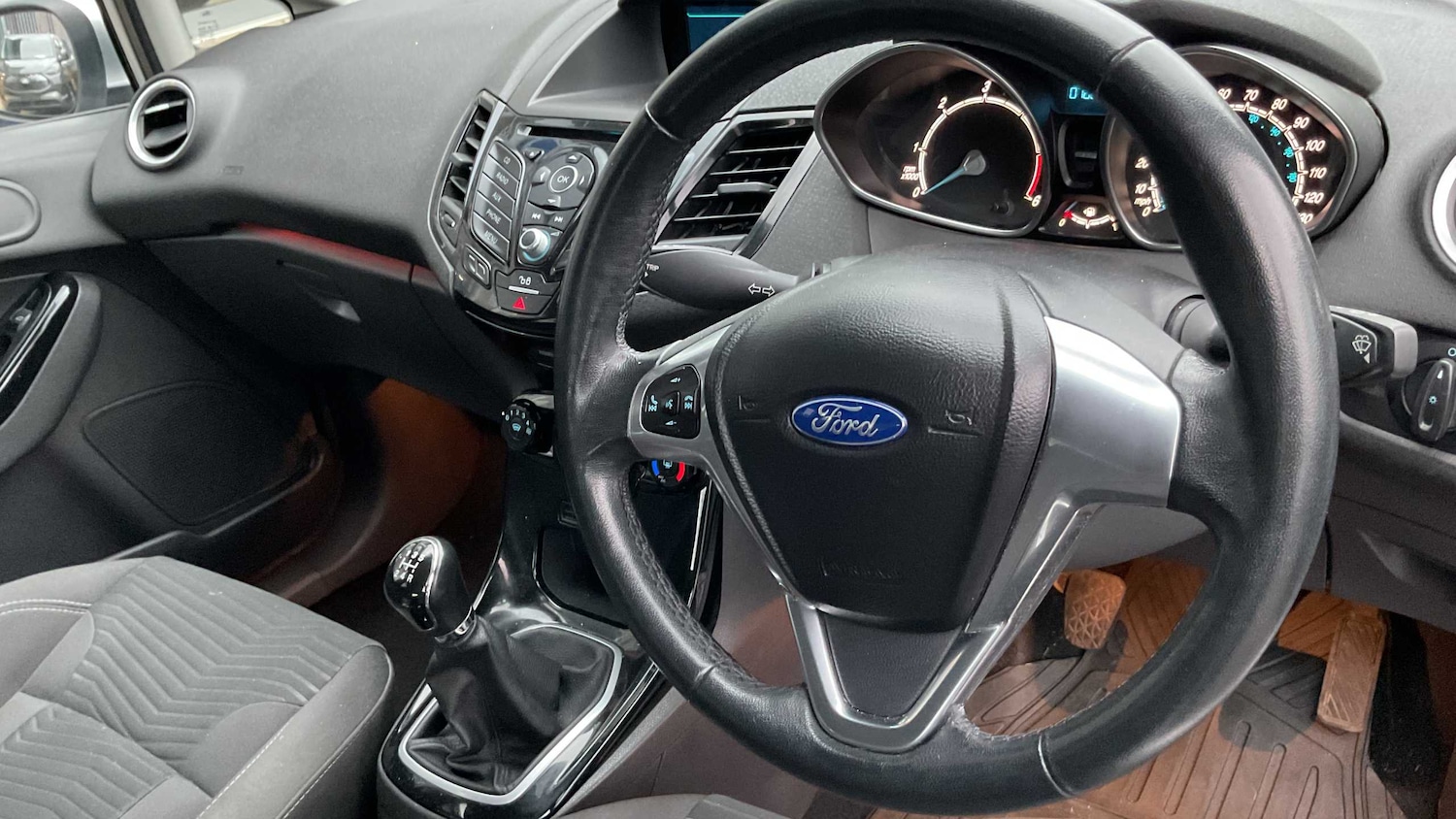 Used Ford Fiesta 2015 for sale - 77628098: Photo 6