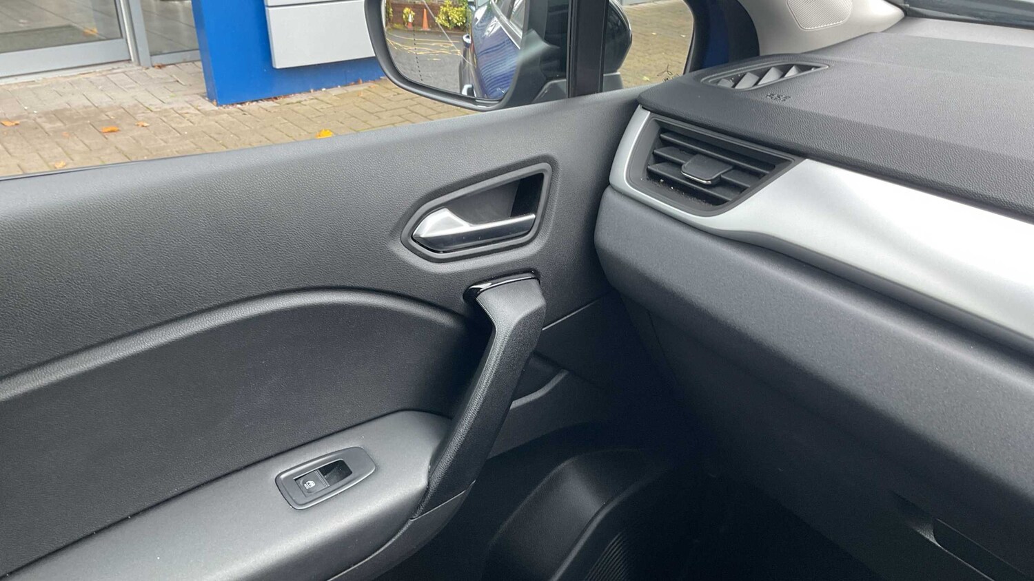 Used Renault Captur 2024 for sale - 76310810: Photo 12