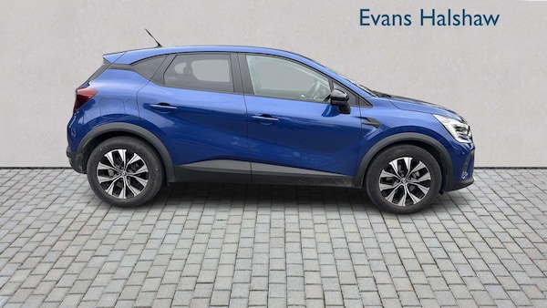 Used Renault Captur 2024 for sale - 76310810: Photo 2
