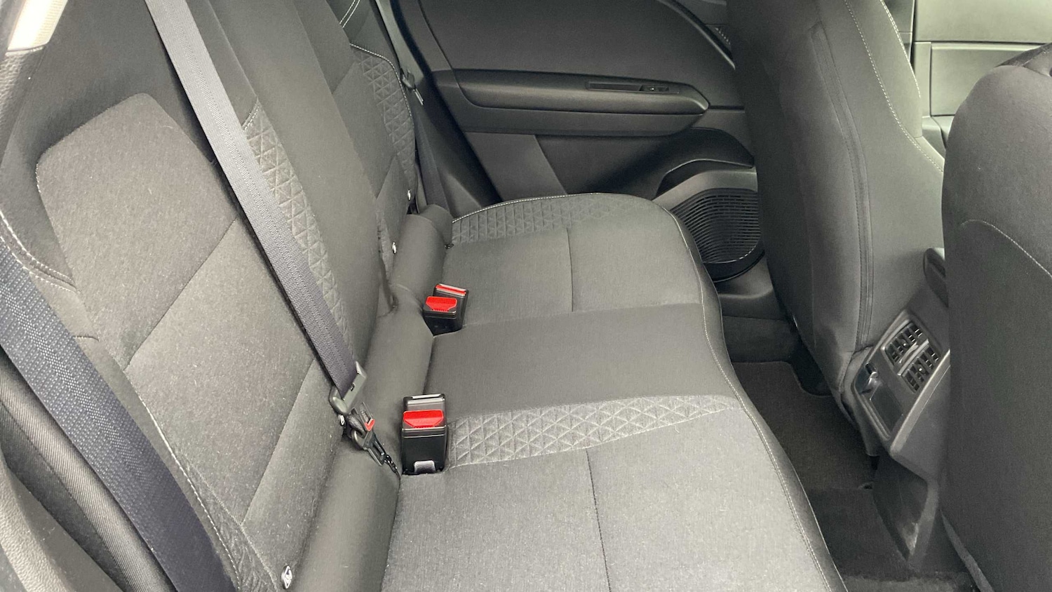 Used Renault Captur 2024 for sale - 76310810: Photo 9