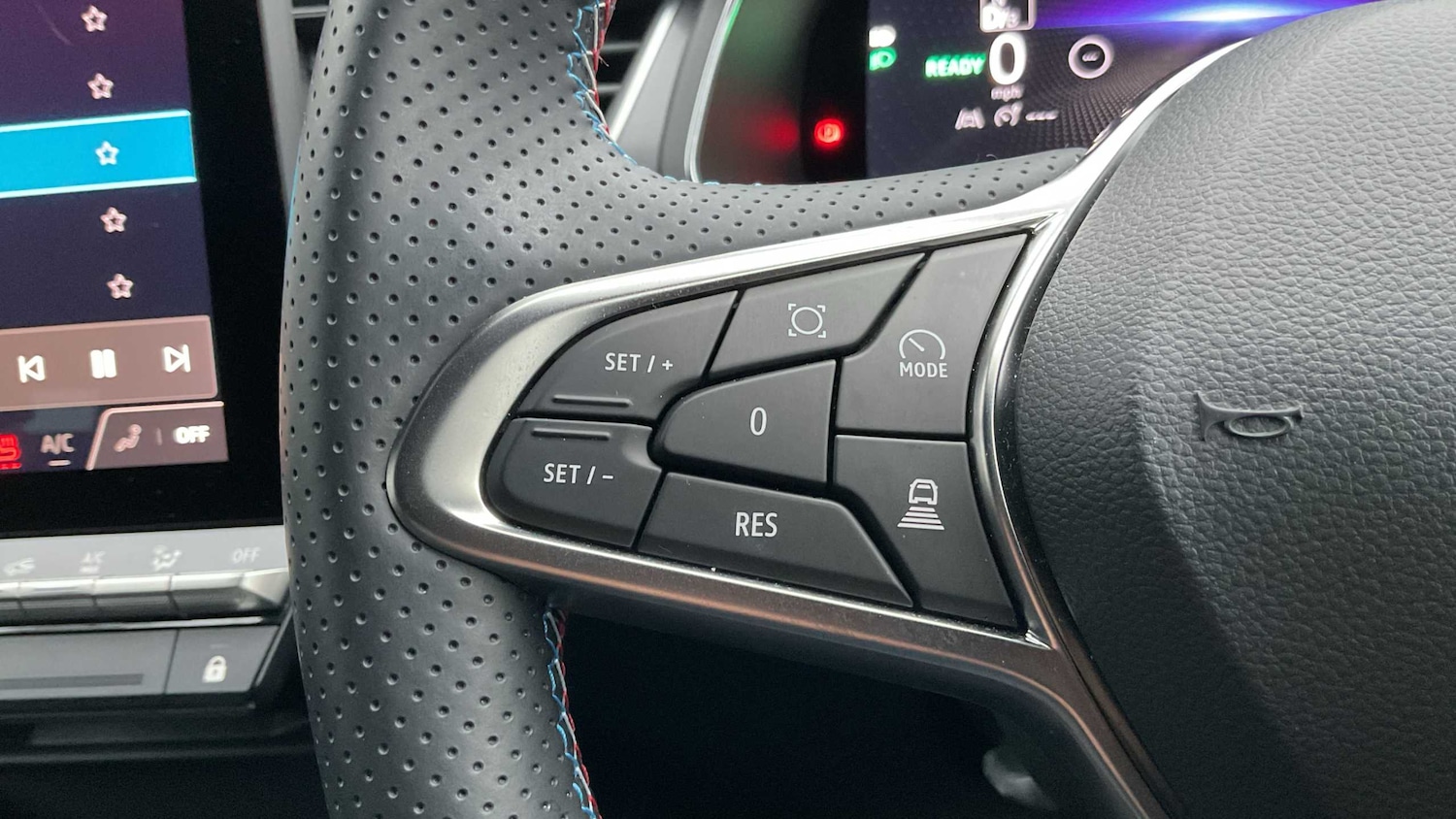 Used Renault Captur 2024 for sale - 76594313: Photo 21