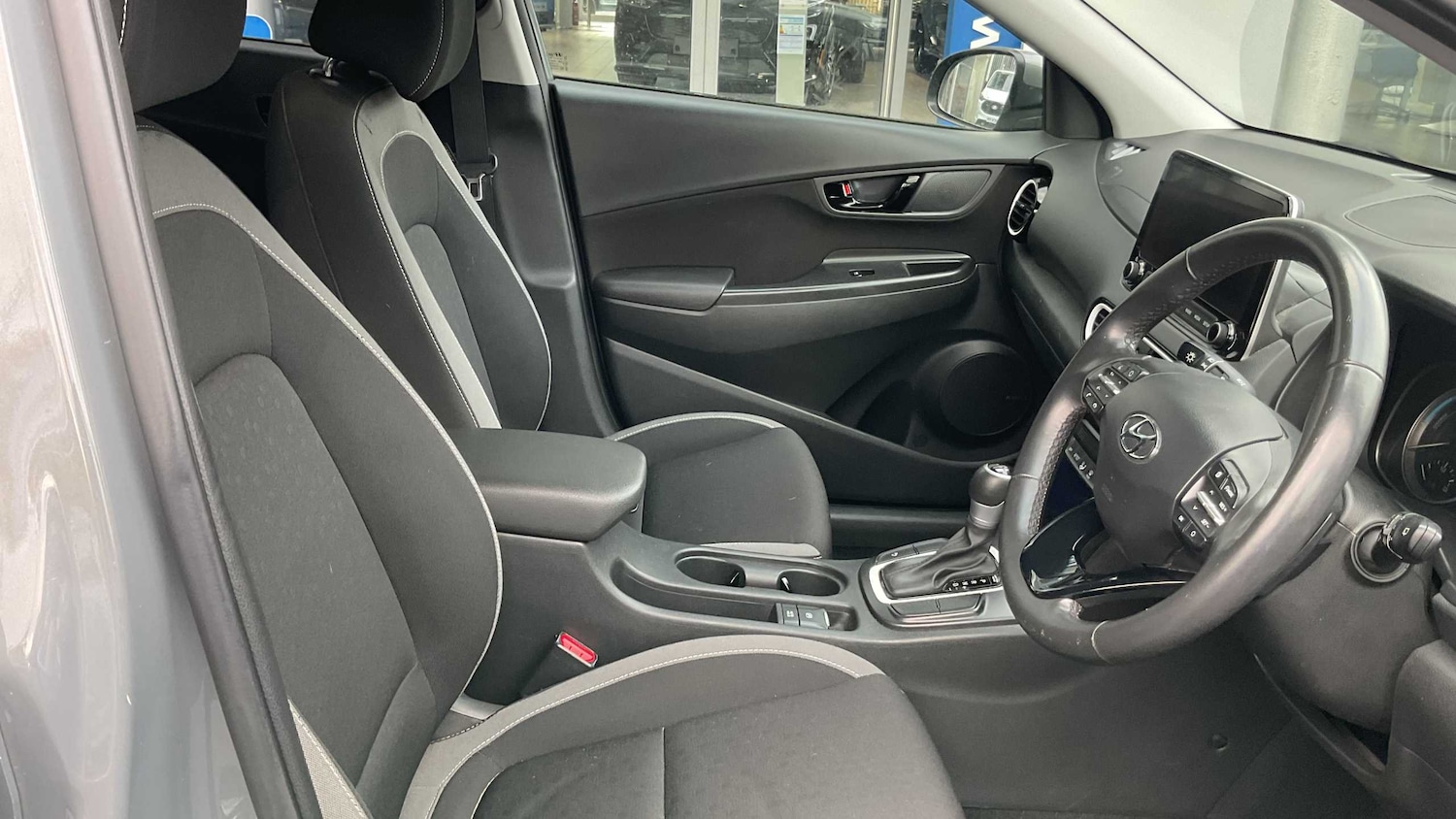 Used Hyundai KONA 2020 for sale - 76401385: Photo 6