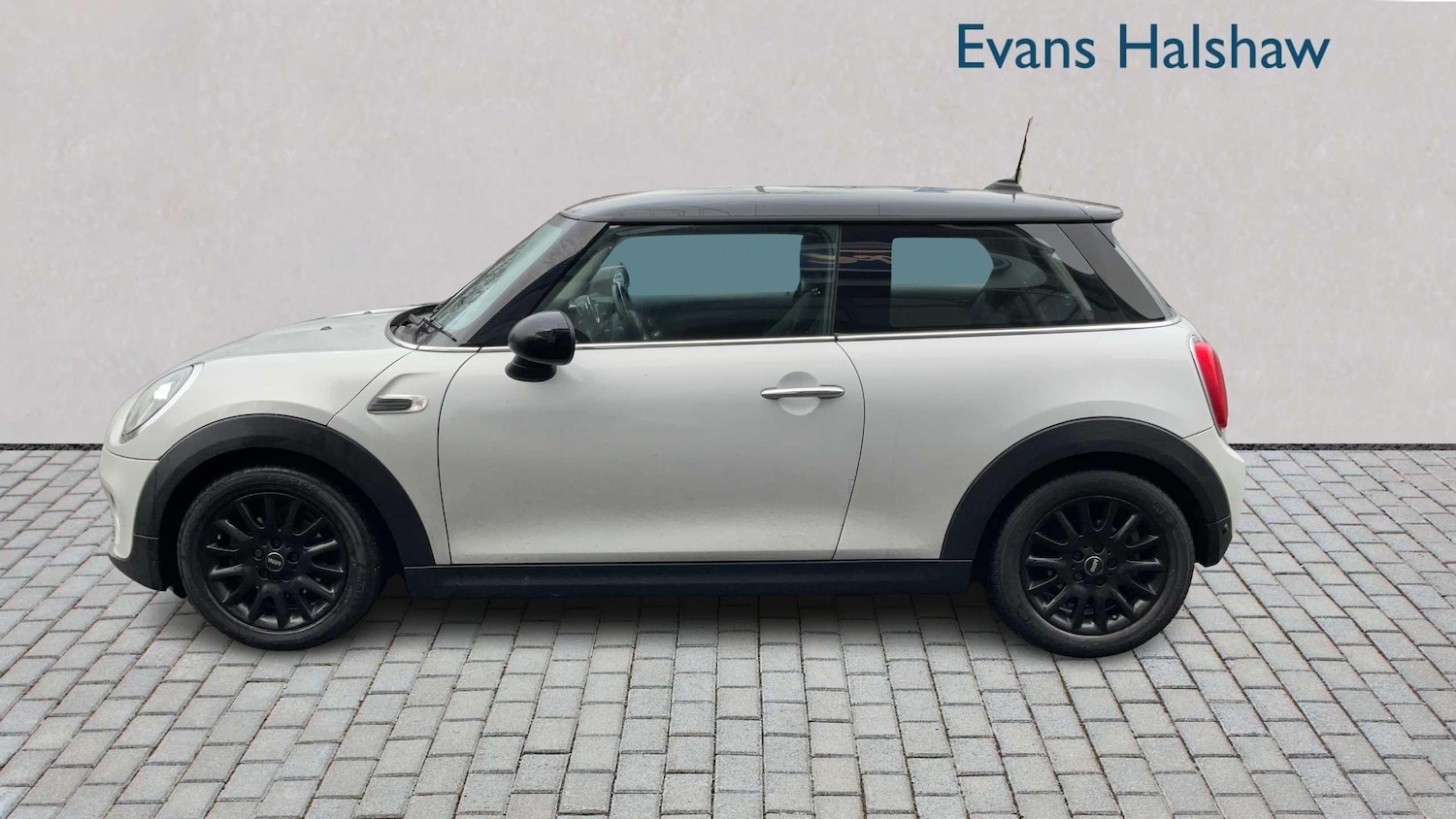 Used MINI Hatch 2018 for sale - 77134833: Photo 3