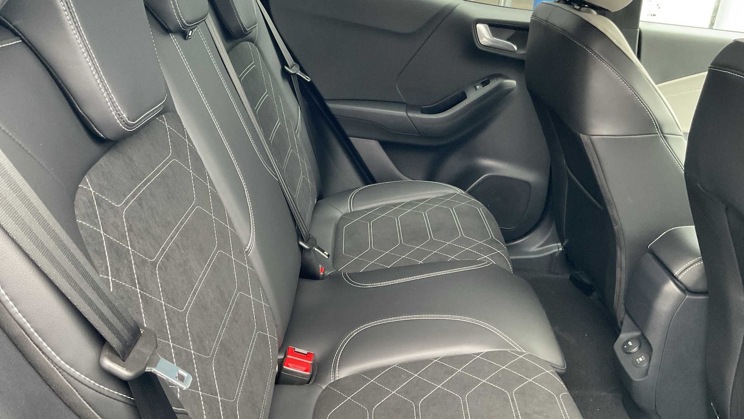 Used Ford Puma 2025 for sale - 78052418: Photo 9