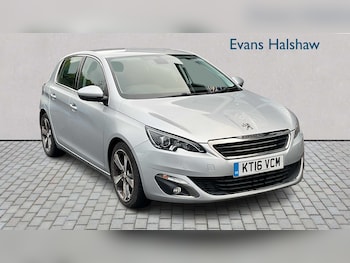 Used Peugeot 308 2016 for sale - 77032192: Photo