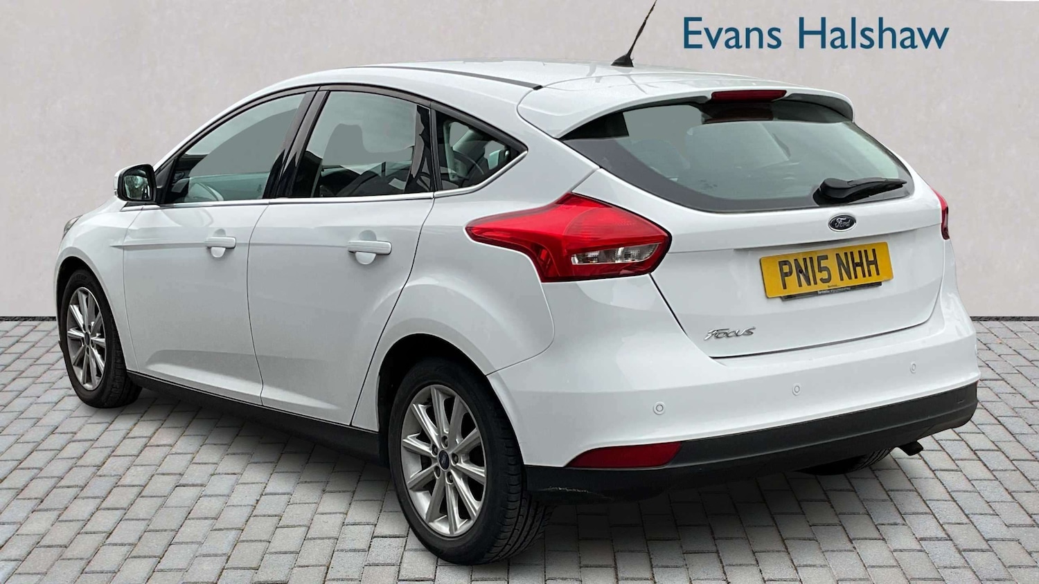 Used Ford Focus 2015 for sale - 78024126: Photo 2