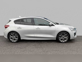 Used Ford Focus 2023 for sale - 75316641: Photo