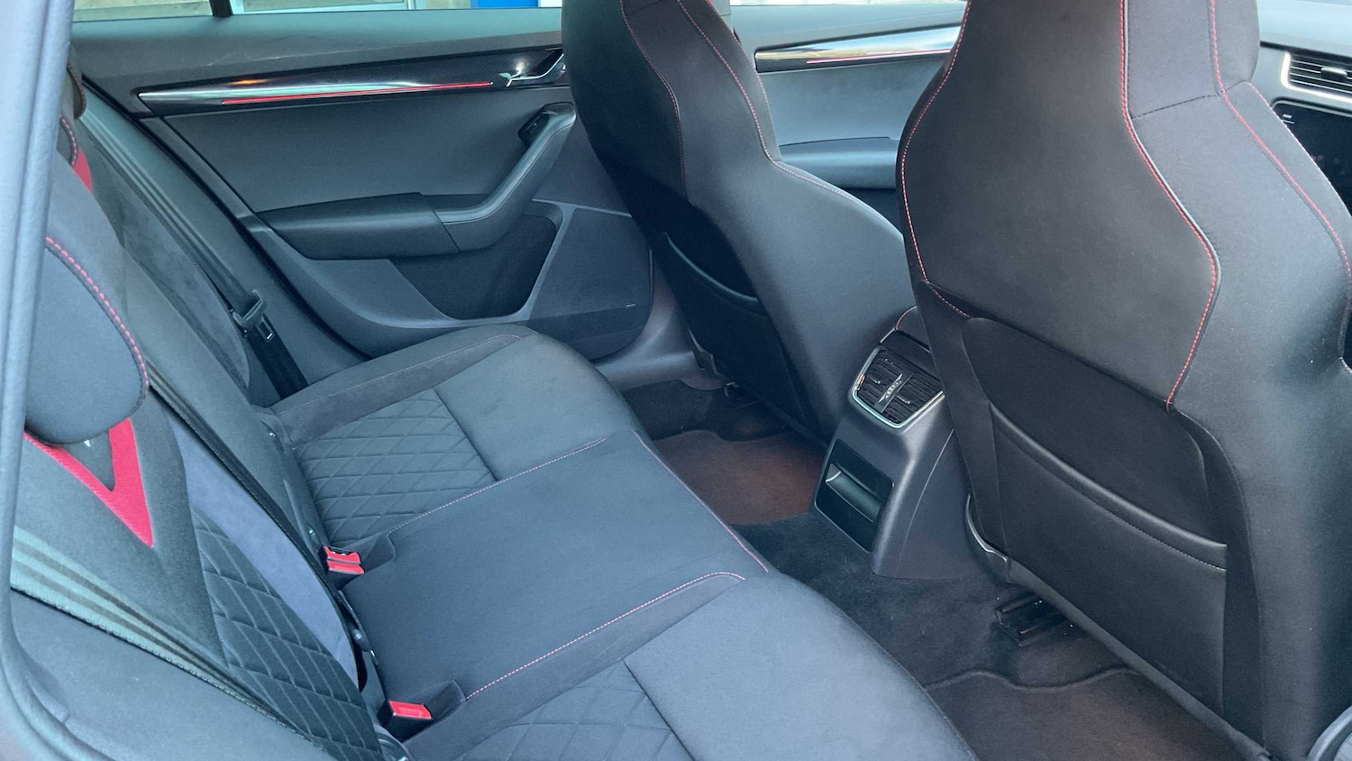 Used Skoda Octavia 2019 for sale - 76842997: Photo 15