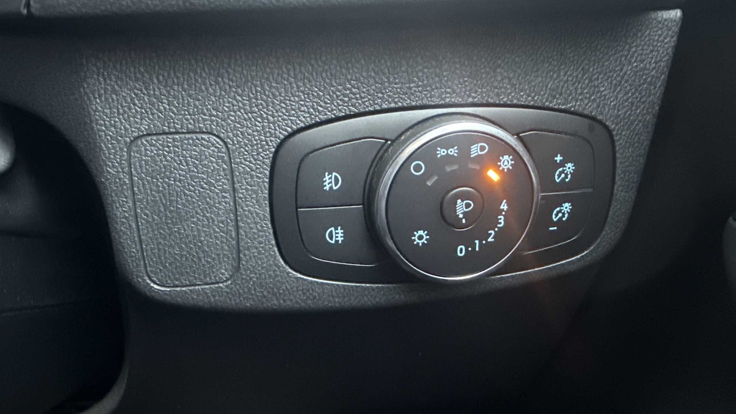 Used Ford Focus 2022 for sale - 76902338: Photo 20