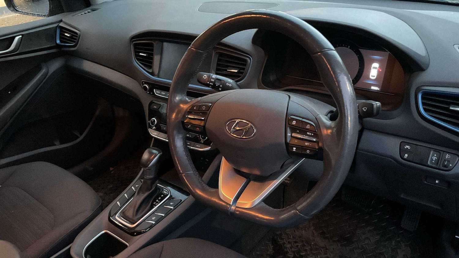 Used Hyundai IONIQ 2017 for sale - 76774183: Photo 7