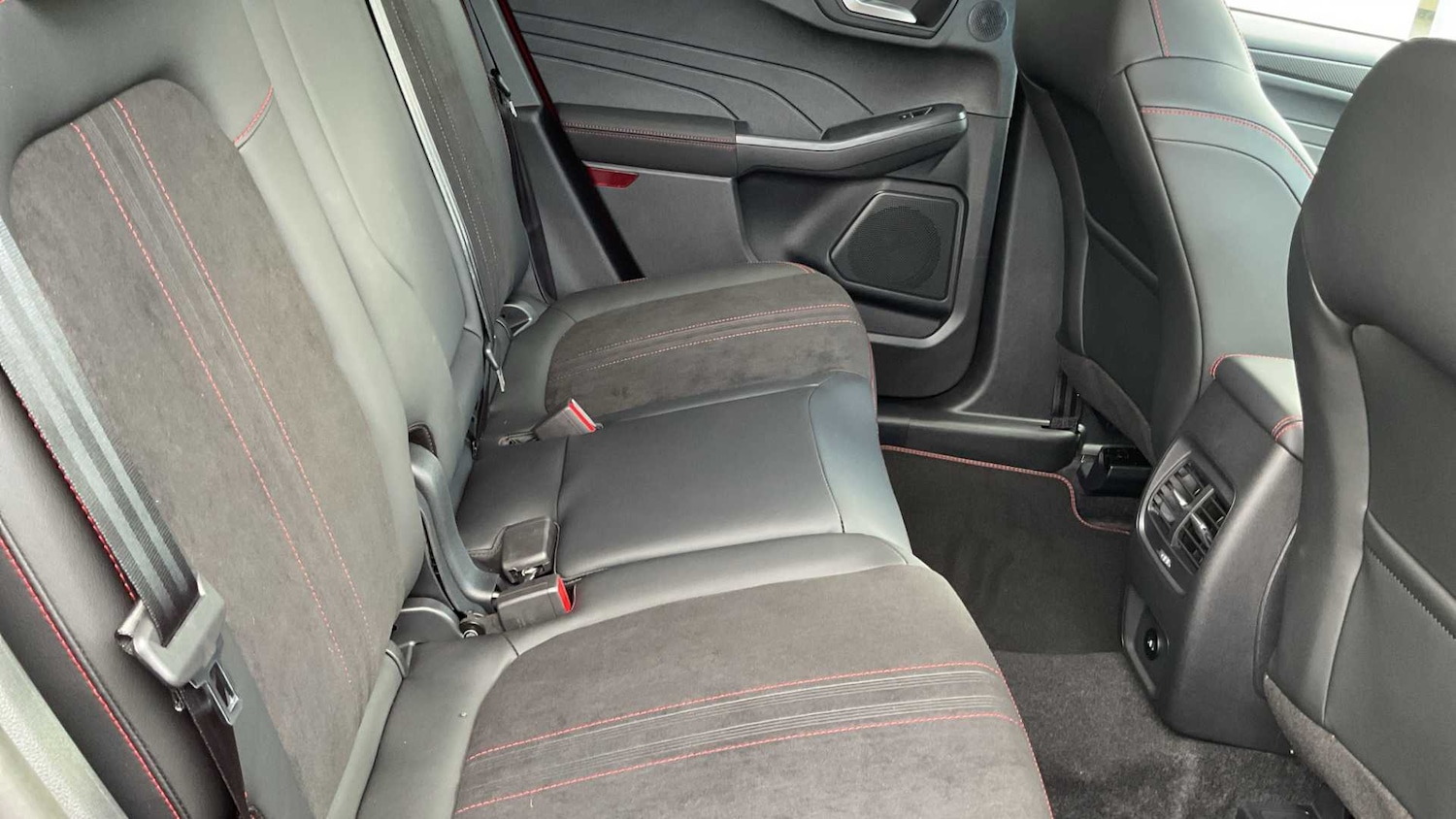 Used Ford Kuga 2024 for sale - 76718047: Photo 9