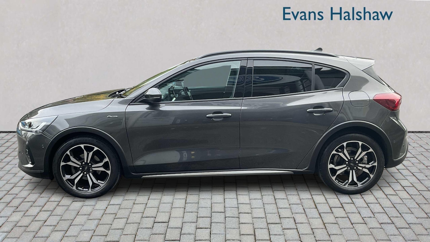 Used Ford Focus 2023 for sale - 76205127: Photo 34