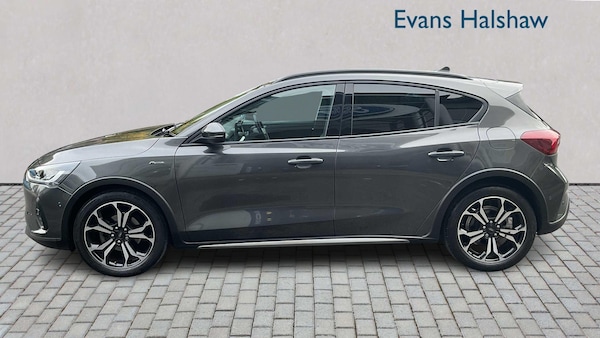Used Ford Focus 2023 for sale - 76205127: Photo 34
