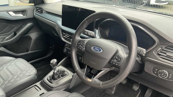 Used Ford Focus 2023 for sale - 76205127: Photo 8
