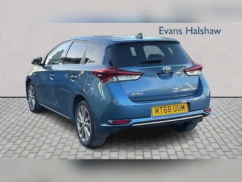 Used Toyota Auris 2018 for sale - 76636670: Photo