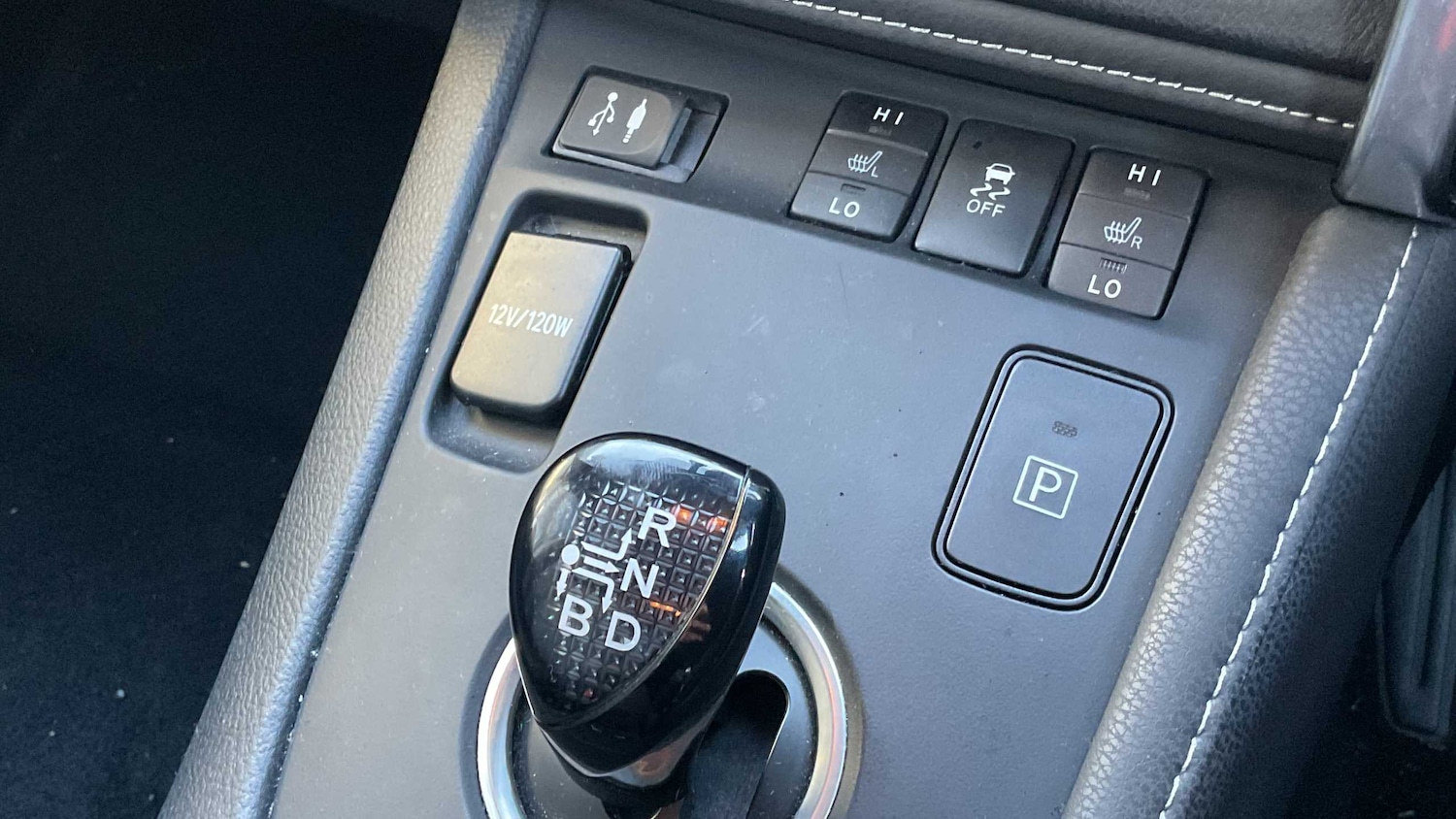 Used Toyota Auris 2018 for sale - 76636670: Photo 8