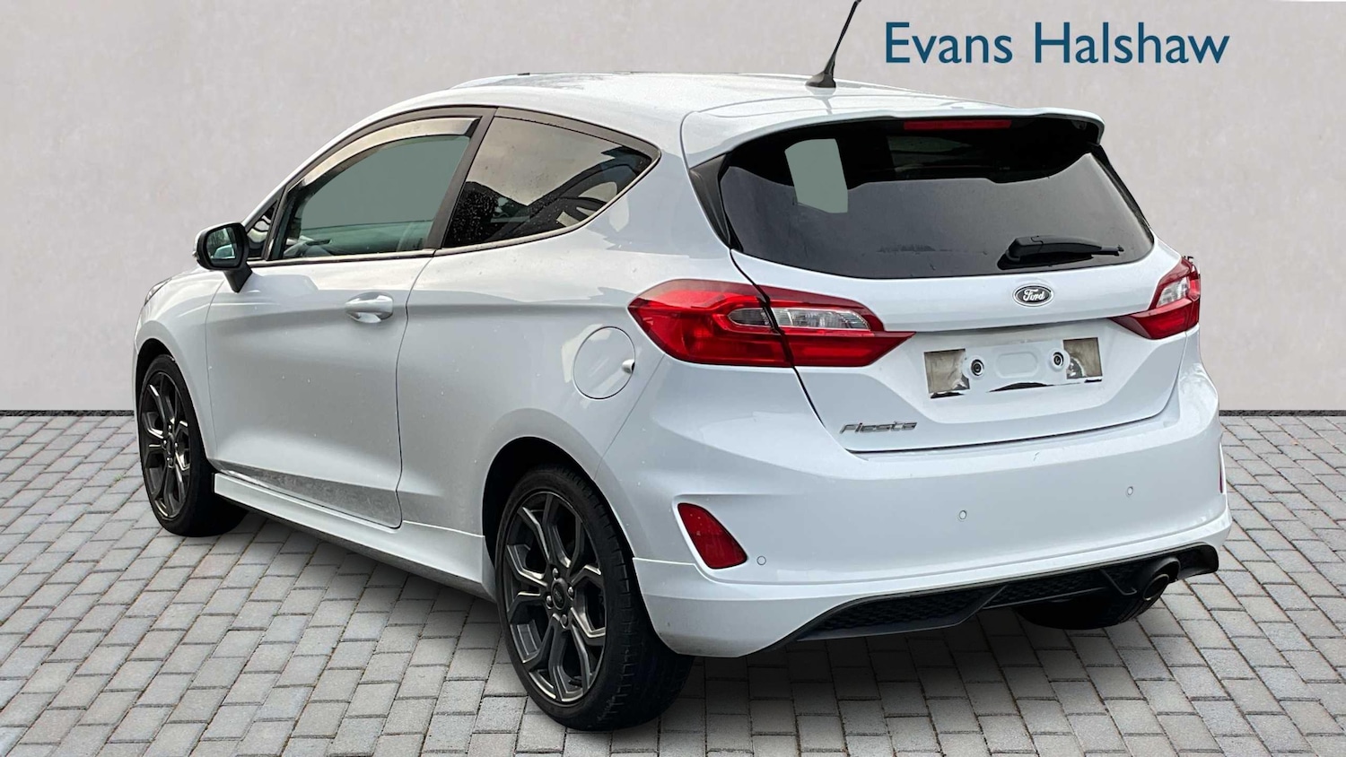 Used Ford Fiesta 2018 for sale - 77308267: Photo 2