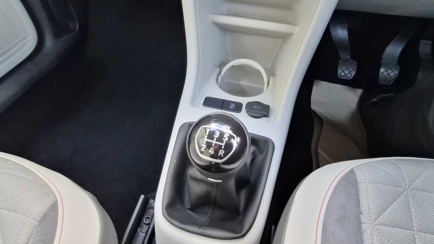 Used Volkswagen up! 2019 for sale - 76141915: Photo 12