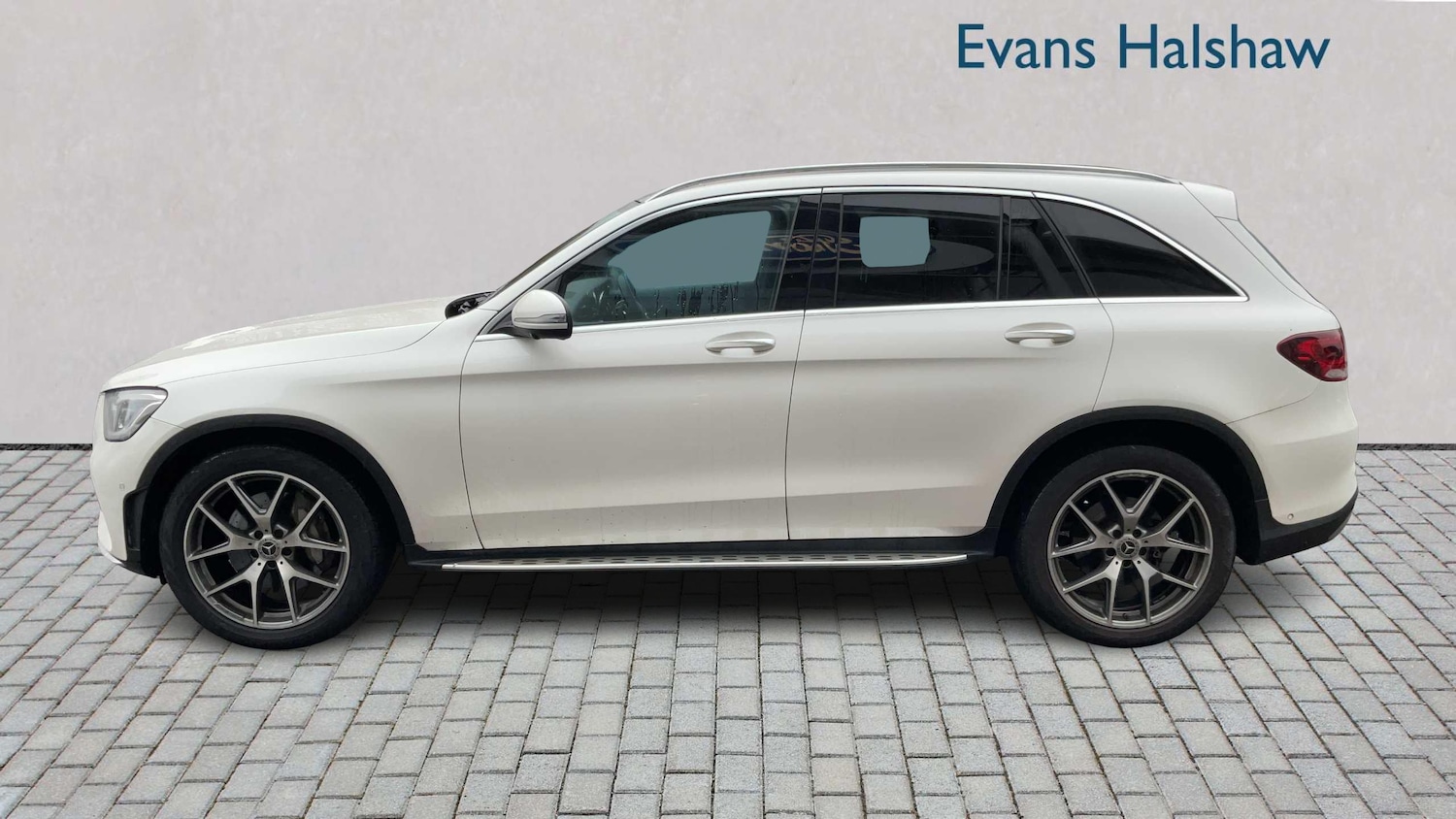 Used Mercedes-Benz GLC 2020 for sale - 77134931: Photo 3